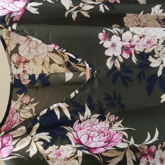 NWOT NEW YORK AND CO XL ARMY GREEN WITH PINK FLORAL - Picture 4 of 13